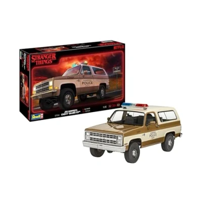 Afbeelding van 1:25 Revell 07724 Stranger Things Hopper&#039;s 1985 Chevrolet Chevy Blazer Amerikaanse Auto Plastic Modelbouwpakket