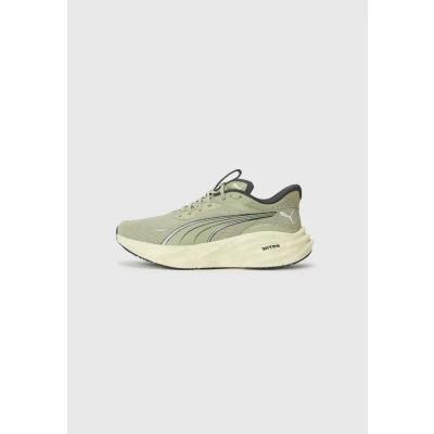 Afbeelding van Magnify NITROâ¢ 3 Terrains hardloopschoenen voor Heren, Grijs, Maat 44,5 PUMA