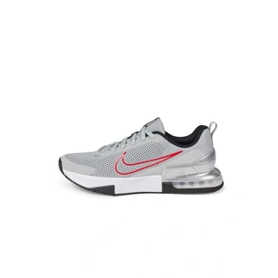 Image de NIKE Air Max Alpha Trainer 6, Baskets Homme 45 EU, Flt Silver University Red, EU