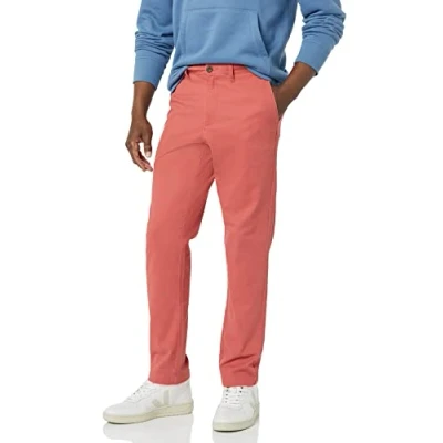 Image de Amazon Essentials Pantalon chino stretch décontracté, coupe athlétique (grandes tailles disponibles) Men&#039;s, Rouge Délavé, 33W / 28L