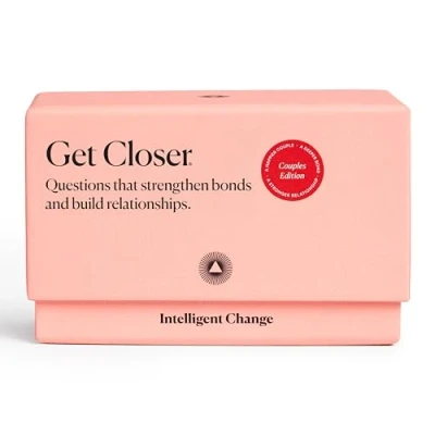 Afbeelding van Intelligent Change Let&#039;s Get Closer Question and Answer kaartspel voor volwassenen conversational Starters to Strengthen relationships en Inspire Emotional Intimacy (Games for Couples)