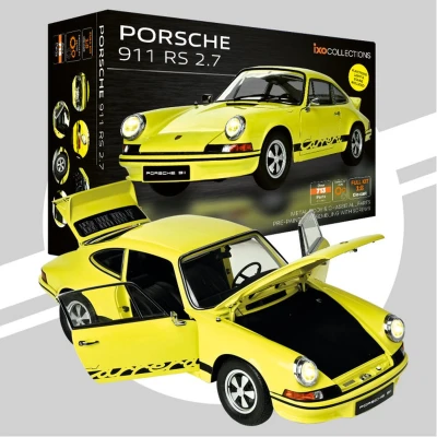 Afbeelding van 1:8 IXO Collections 017 Porsche 911 Carrera RS 2.7 Geel Sportauto Metalen Modelbouwpakket