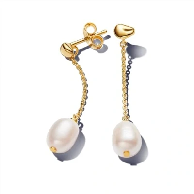 Afbeelding van Pandora Essence 14K vergulde metalen oorstekers met barok wit behandelde zoetwaterparel, geelgoud, Synthetische parel