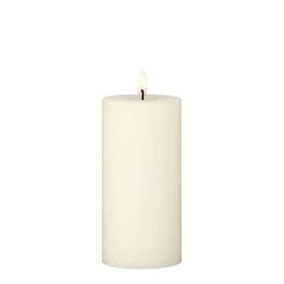 Afbeelding van Ester &amp; Erik Led Pillar kaars H15cm ivory