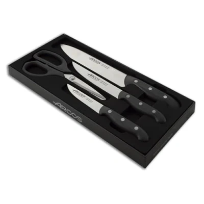 Afbeelding van ARCOS Vierdelige keukenmessenset. 3 koksmessen en 1 polyoxymethyleen schaar voor het snijden van vlees, vis groenten. Master Series, kleur zwart.