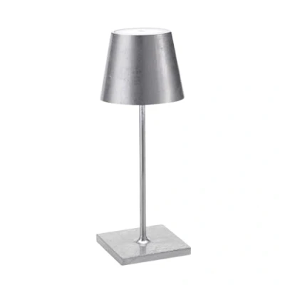 Afbeelding van Zafferano Poldina Pro Mini Aluminium dimbare led tafellamp, IP54 bescherming, binnen en buiten, contactlaadstation, H30 cm, EU stekker