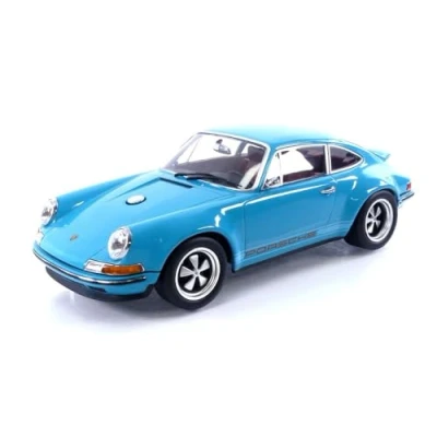 Afbeelding van het 1:18 gegoten modelauto van De Porsche 911 Singer Coupé in turkoois. fabrikant schaalmodel is KK Models. Dit model alleen online verkrijgbaar