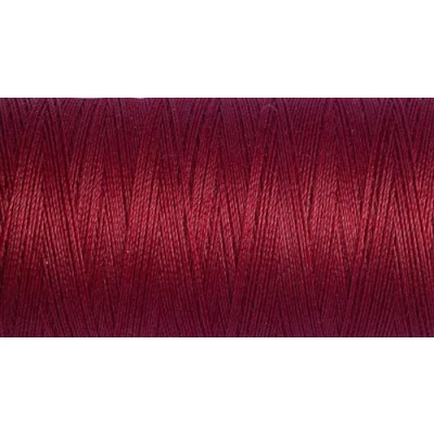 Afbeelding van Gutermann Naaigaren polyester donkerrood (0367) 250m 5,5x2,7x2,7cm