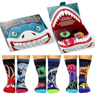Afbeelding van Oddsocks Of The Deep Haaien sokken Haai Kids Mismatched socks maat 30 38