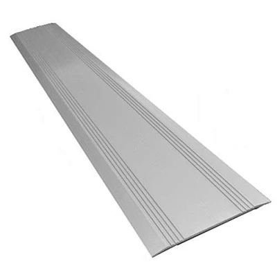 Afbeelding van Quickramp Drempelhulp Buiten 14mm Hoog Polyethyleen Oprijhelling