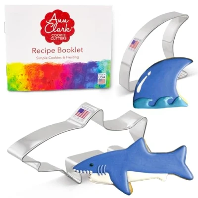 Afbeelding van Set van 2 haaienkoekjessnijders gemaakt in de VS door Ann Clark, Shark, Fin