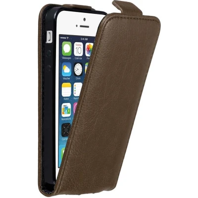 Afbeelding van Cadorabo Hoesje geschikt voor Apple iPhone 5 / 5S SE 2016 in KOFFIE BRUIN Beschermhoes flip design Case Cover met magnetische sluiting