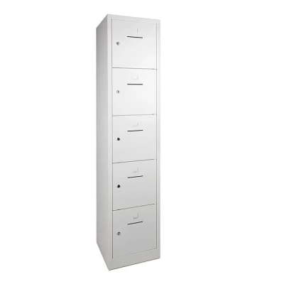 Afbeelding van Industriële locker garderobekast 5 deurs (190x41,5x45 cm) Wit en hangoogsluiting (excl. hangslot)