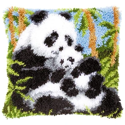 Afbeelding van Smyrna knoopkussen pandabeer met jong 0021853