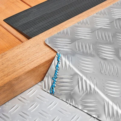 Afbeelding van Aluminium drempelhulp kort 6 9 cm &amp; rubberen 15 mm