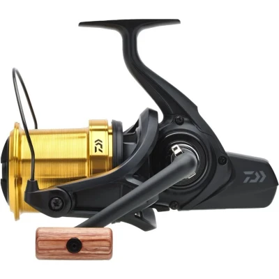 Afbeelding van Daiwa 23 Emblem Surf 45 SCW QD OT Zeevismolen Slip voorop molens
