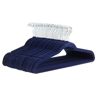 Afbeelding van Amazon Basics 50 stuks kleerhangers van fluweel, antislip, marineblauw, zilver