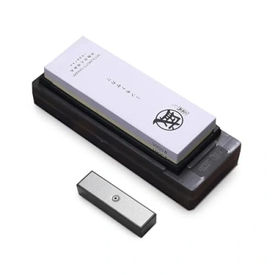 Afbeelding van MITSUMOTO SAKARI Japanse slijpsteen, 1000/3000 Grit, professionele slijpsteen voor de keuken, messenslijper met antislip TPR rubberen basis
