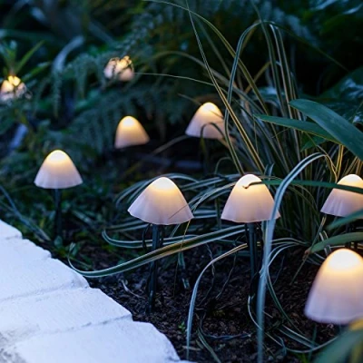 Afbeelding van Lights4fun 12 warm witte paddenstoelen led zonnebakens