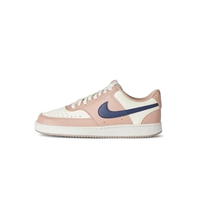 Afbeelding van NIKE court vision low next nature w Lage sneakers dames Rood