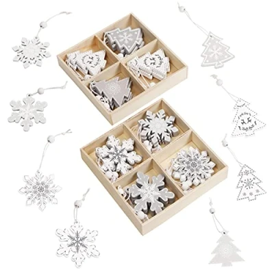Afbeelding van Belle Vous kerstdecoratie van Scandinavisch hout om op te hangen (32 stuks) in 8 motieven sneeuwvlokken en kerstboom wit zilver
