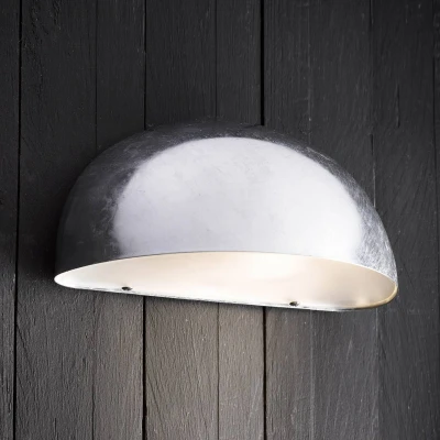 Afbeelding van Fraaie wandlamp Bergen, staal