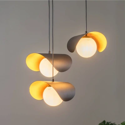 Afbeelding van Hanglamp Vatoz 6142 3 lamps Rondell zwart opaalglas