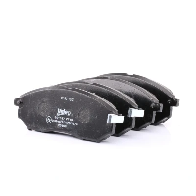 Afbeelding van VALEO 301337 Remblokkenset FIRST Vooras Incl. slijtage waarschuwingscontact Zonder anti kreukplaat NISSAN: Qashqai / Qashqai+2 I, NP300 Navara Pickup