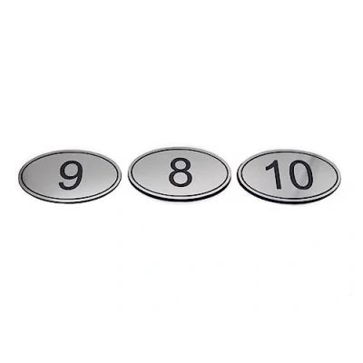 Afbeelding van ABS gegraveerde ovale tafelnummers 90 mm x 55 (1 20) pubs restaurants clubs zilver 1 tot 20