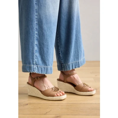 Afbeelding van Geox Panarea Sandalen met sleehak, Dames, Maat: 37, Beige Leer