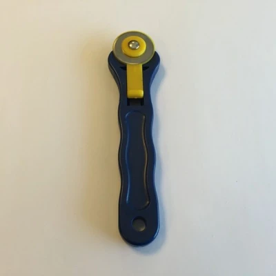 Afbeelding van Rotary cutter met 28mm mes 12411 1114