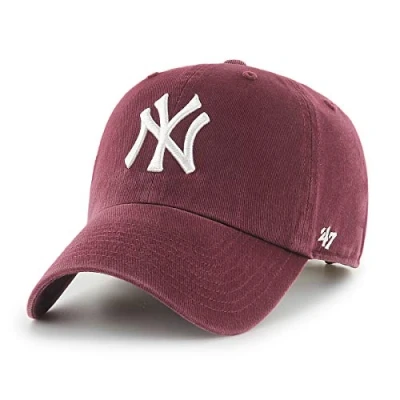 Afbeelding van 47 MLB New York Yankees Clean Up Uniseks baseballpet, verstelbare riem en gesp, wit logo, donkerbruin