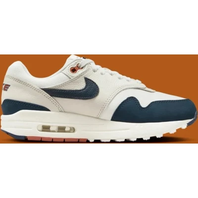 Afbeelding van Sneakers Nike Air Max 1 LX &quot;Obsidian Blue&quot; Maat 35.5