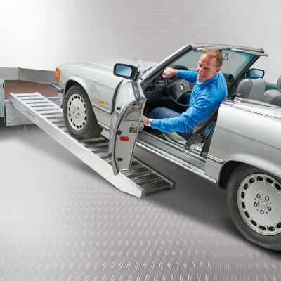 Afbeelding van Aluminium oprijplaat auto 350 cm 2 ton