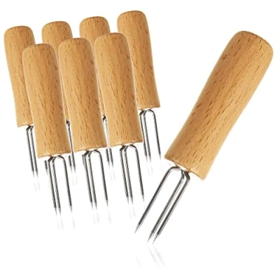 Afbeelding van COM FOUR® 8 x maïsvork met 3 tanden van roestvrij staal, roestvrij, herbruikbare maïsspiesjes, helpt bij het schillen aardappelen in de jurk (08 stuks hout)