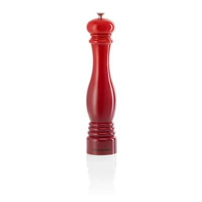 Afbeelding van Le Creuset Zoutmolen In Kersenrood 30cm 100gr