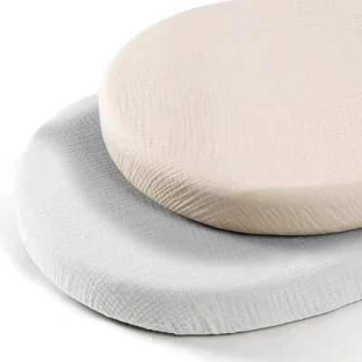 Afbeelding van Set van 2 katoenen mousseline hoeslaken: kinderwagenlaken, matrashoes voor babybed en bijzetbed 90 x 40 cm (crèmegrijs)