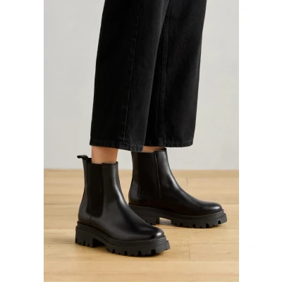 Afbeelding van Tamaris Dames Chelseaboot 1 25404 41 003 normaal Maat: EU