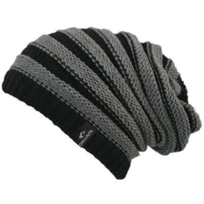 Afbeelding van Chillouts beanie muts Brian striped black grey lengte 32 cm