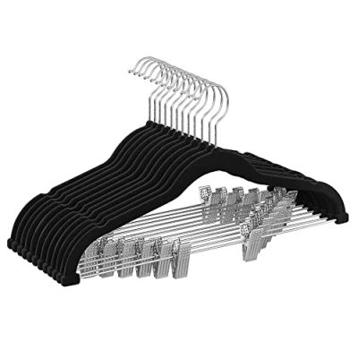 Afbeelding van SONGMICS Broekhangers, fluweel, met brug en clips, pak hanger, dun, antislip, ruimtebesparend, 360 draaibare haak, voor kostuums, overhemden, jassen, mantels, 42,5 cm, zwart CRF12B