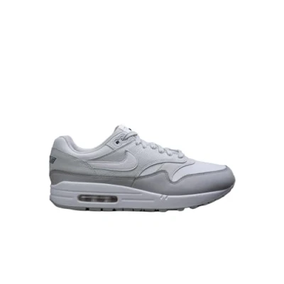 Afbeelding van Nike Air Max 1 &#039;87 LX Light Smoke Grey (W) FN0564 001 Maat 38 Grijs Schoenen