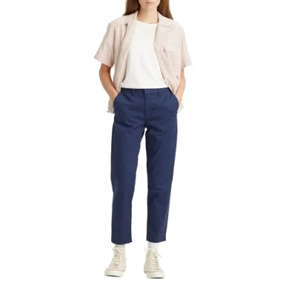 Afbeelding van Levi&#039;s dames Mid waist slim fit cropped chino met steekzakken in de kleur Donkerblauw, maat: W31/L29