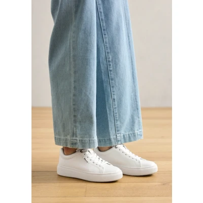 Afbeelding van Tamaris Violetta, Sneakers, Dames, Maat: 42, wit