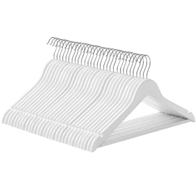 Afbeelding van Songmics Houten kleerhangers, 30 stuks, met antislip inkepingen, antislipstang voor broeken, haken 360 graden draaibaar, pakken, overhemden, jassen, grijs en zilver, CRW031WT