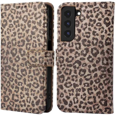 Afbeelding van imoshion Hoesje Geschikt voor Samsung Galaxy S22 Design Bookcase smartphone Leopard Mood