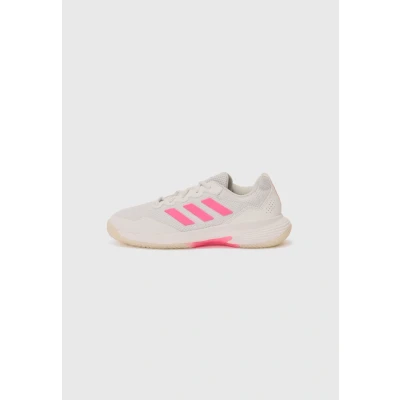 Afbeelding van adidas Gamecourt 2.0 tennisschoenen voor dames, Core White Lucid Pink Black