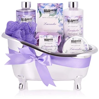 Afbeelding van BRUBAKER Cosmetics Lavendel bad en doucheset Cadeautip Vrouw Cadeau Idee Verwenpakket 7 delige geschenkset in decoratieve badkuip Moederdag cadeautje