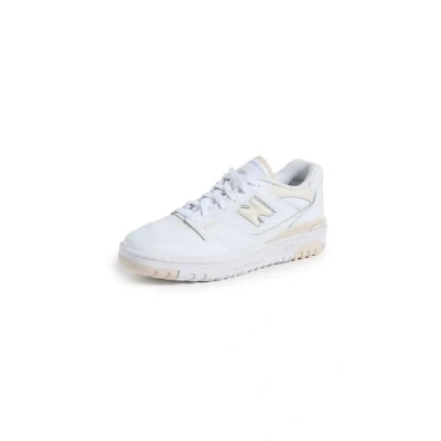 Afbeelding van New Balance dames 550 sneaker van leer in de kleur Wit, maat: 36