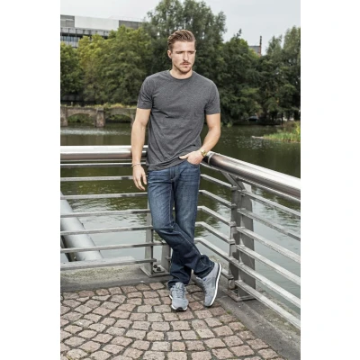 Afbeelding van Build your Brand T Shirt Round Neck BY004 MAGNET