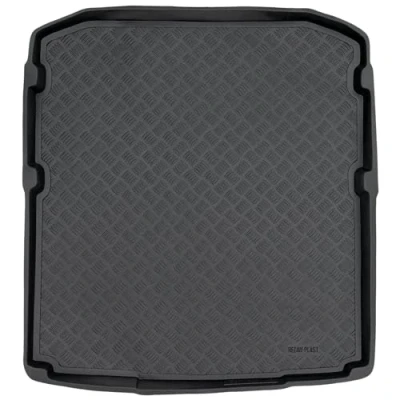 Afbeelding van M MOTOS PE kofferbakmat voor Skoda Superb III vanaf 2015, maak je reis comfortabeler met dit duurzame autotapijt, bescherming tegen alle weersomstandigheden